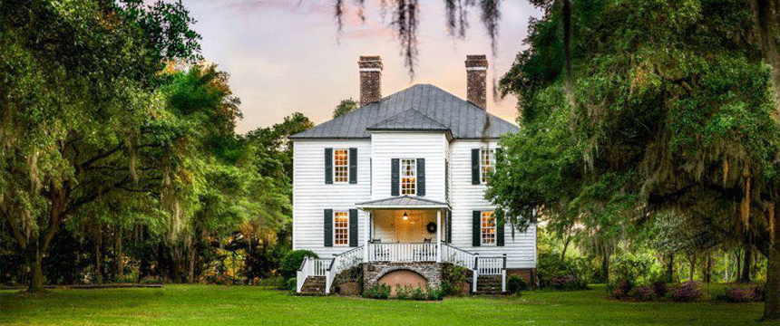 View of house at South Carolina National Historic Landmark Hopsewee Plantation, birthplace of Thomas Lynch, Jr.
